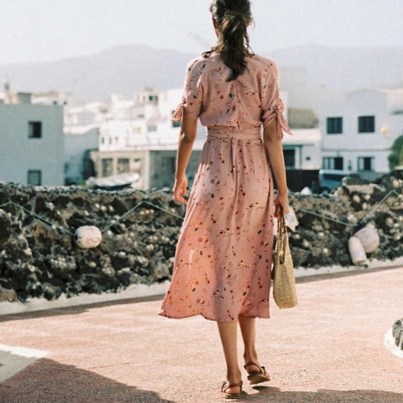 Faithfull The Brand Salina floral Nina Midi dress - Picture 3 of 8